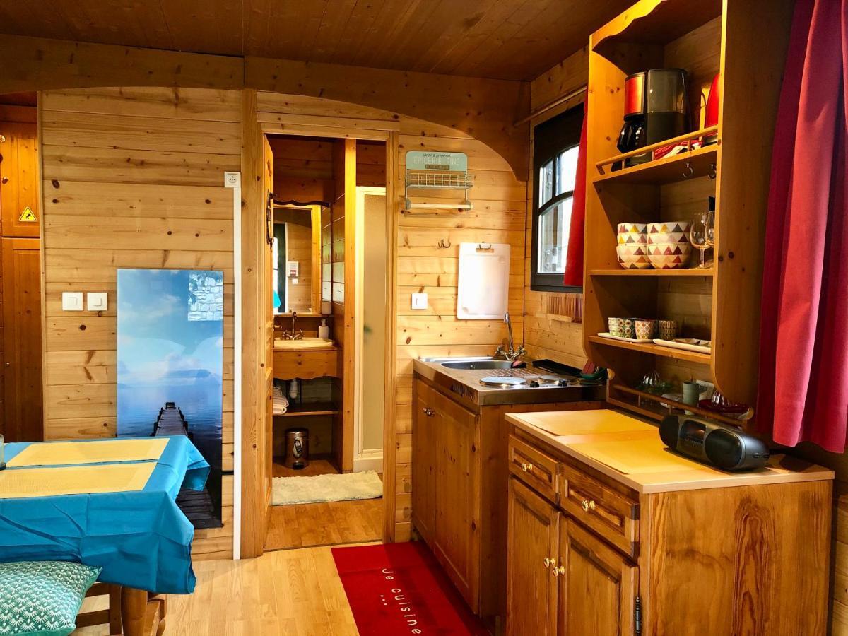 Millygite Roulotte - 4 Seasons Chalet-On-Wheels Luaran gambar